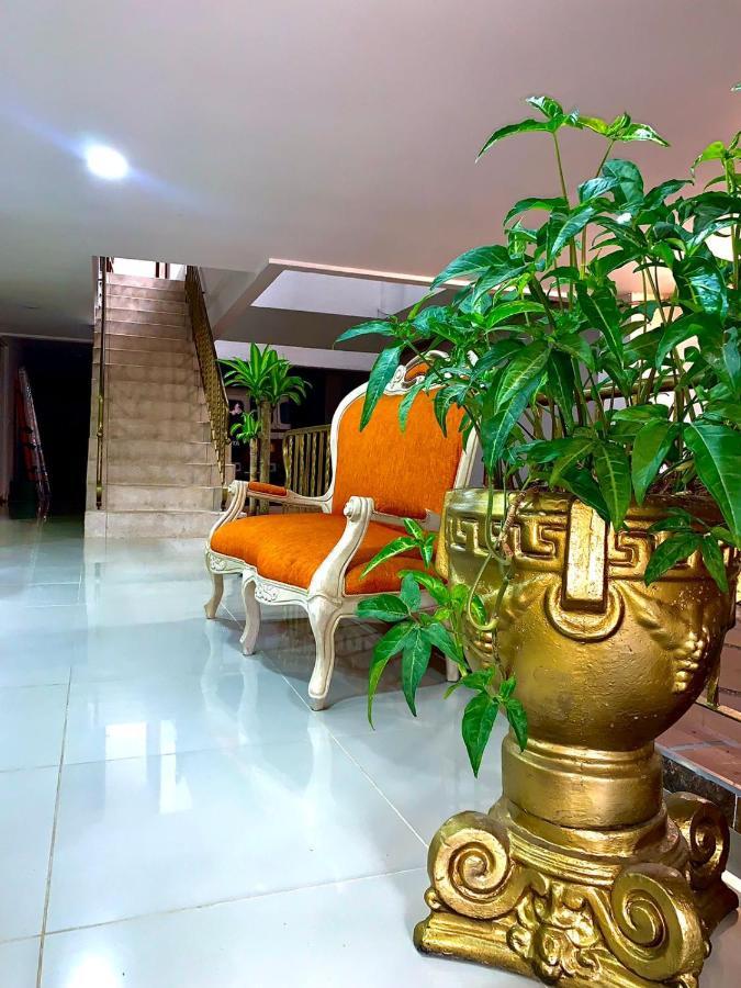 Hotel Torre Primavera Medellin Bagian luar foto