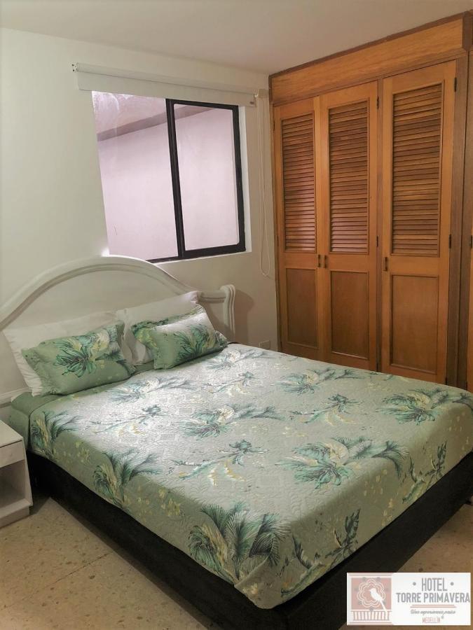Hotel Torre Primavera Medellin Bagian luar foto