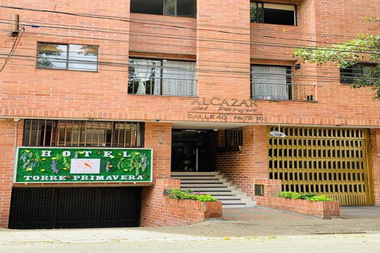 Hotel Torre Primavera Medellin Bagian luar foto